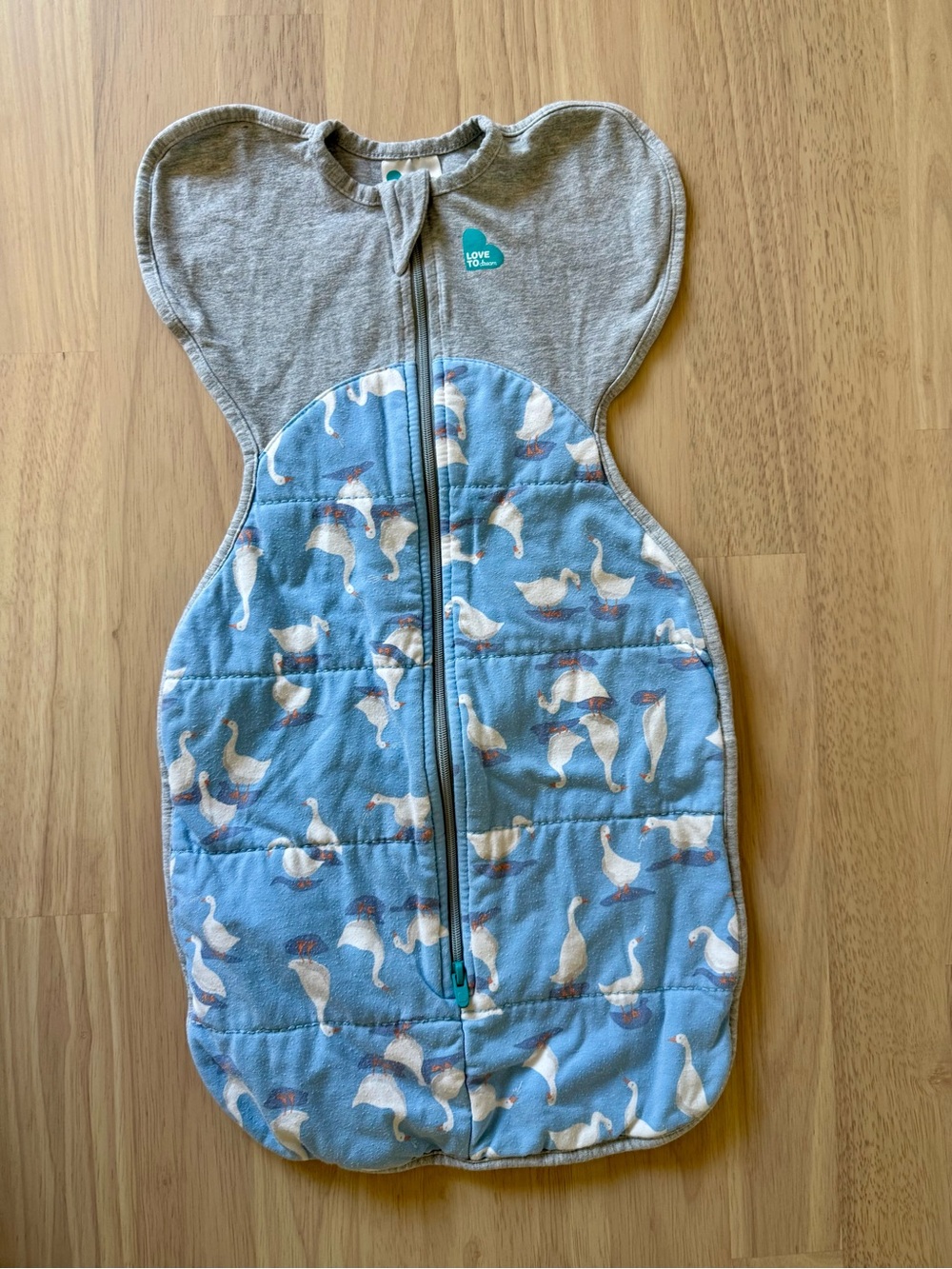 Love To Dream Swaddle UP 2.5 TOG Cotton Dusty Blue Silly Goose. Size Newborn